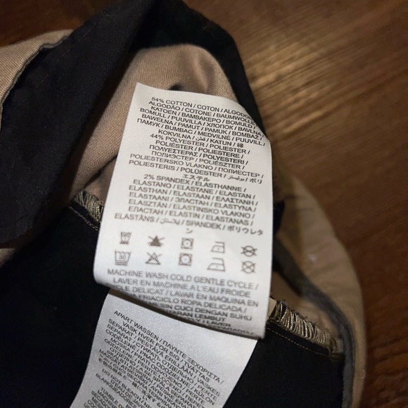 Hurley Men's Beige Flat Front Chino Hybrid Nike Dri Fit Shorts Size 34 - Picture 8 of 8